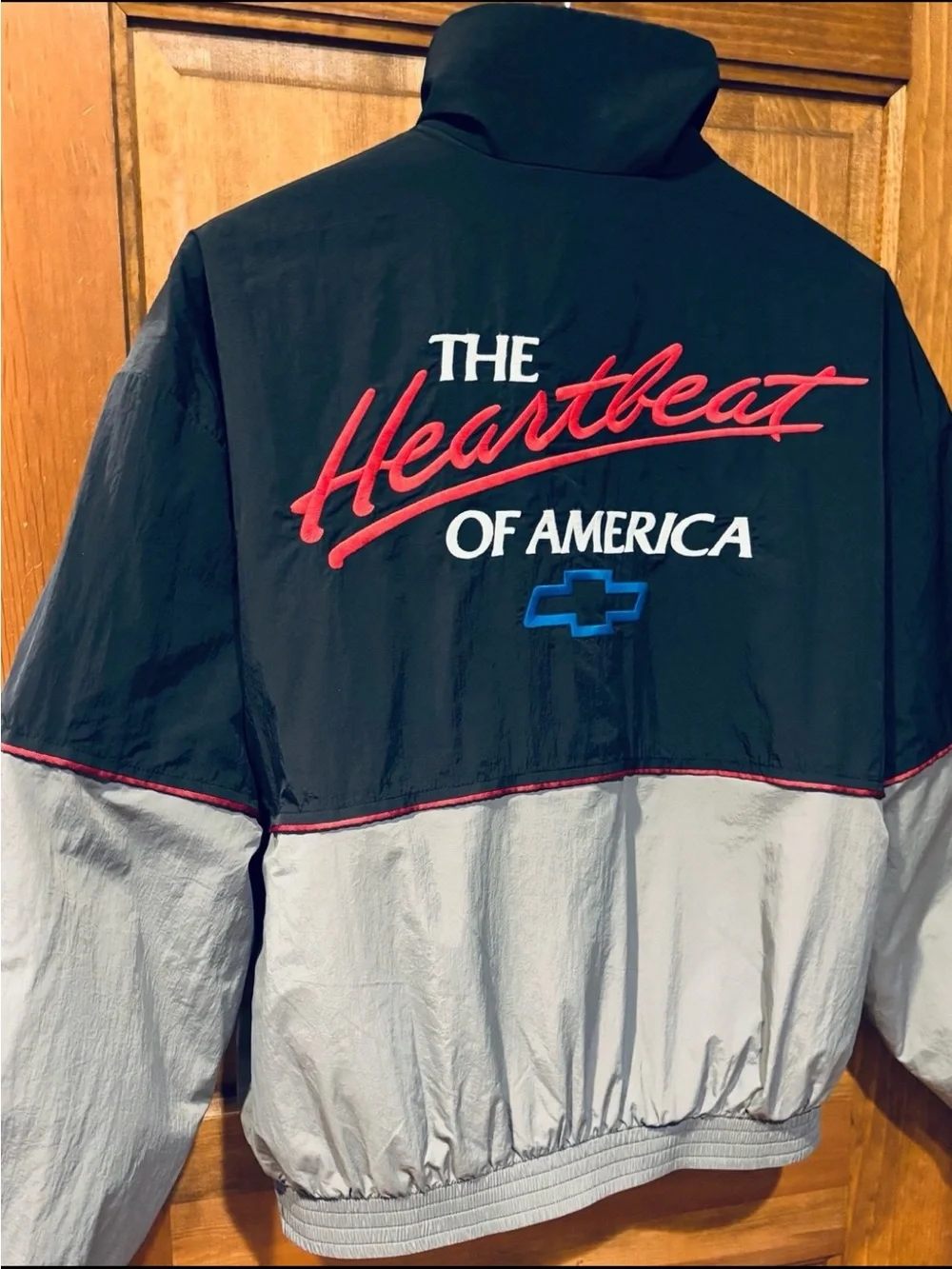 HOLLISTER Chevrolet Racing THE HEARTBEAT OF AMERICA Racing Jacket - Picture 9 of 10